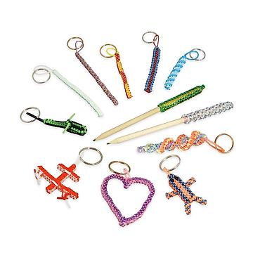 pepko papuce: Izrada priveska 105183 Buki – kreativni DIY set sa scoubidou trakicama — 6