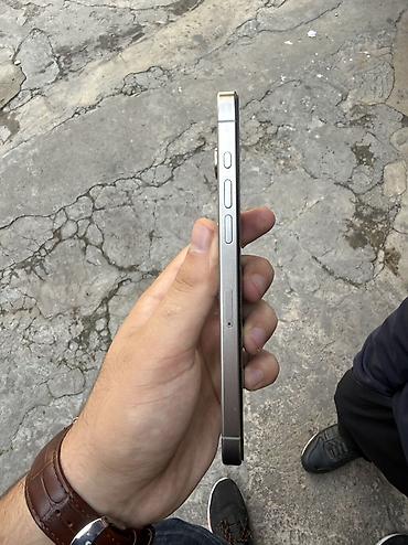 iphone e: IPhone 15 Pro Max, 256 GB, Natural Titanium, Simsiz şarj, Face ID — 6