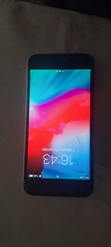 smart aparat: IPhone 6, Gümüşü, Qırıq