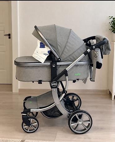 Kidilo 2‑1 uşaq arabası – 4 fəsil üçün universal model. Rəng: boz