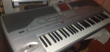 pa1000 korg: Korg pa 1x. Normal vəziyyətdədir. Bütün funksiyaları, knopkaları