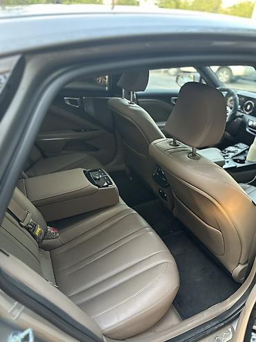 daewoo l: Kia K8: 2022 г., Седан — 10
