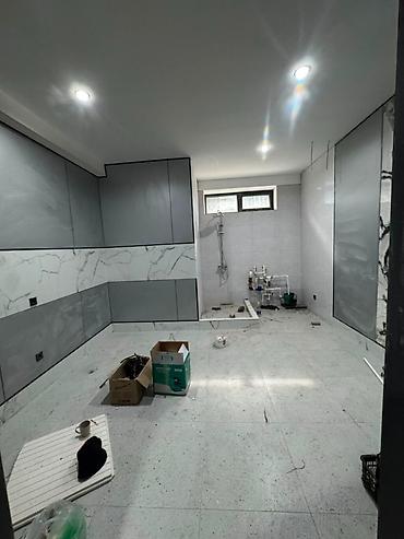аренда помещение под офис: Сдаю Офисный кабинет: 1700 м², В бизнес центре, С ремонтом, С парковкой — 10