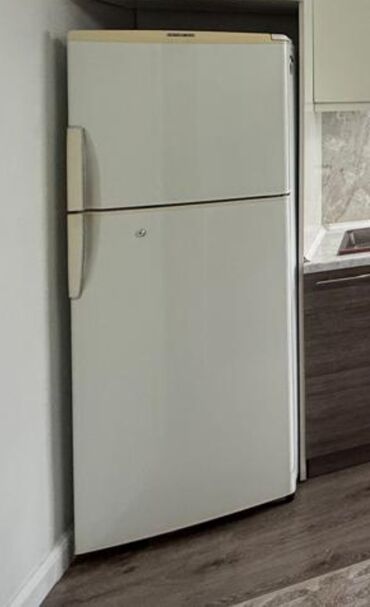 морозильник индезит: Муздаткыч Indesit, Колдонулган, Эки камералуу