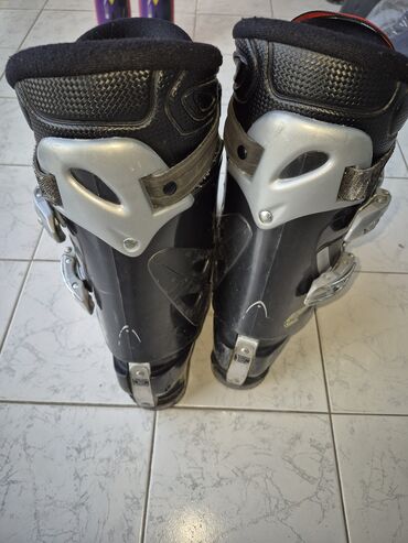 Oprema za skijanje: Sve sa slika za 13000din Korisceno, ali nama nije vise potrebno. Na — 4