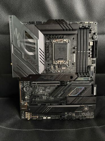 Энелик платалар: Энелик плата, Колдонулган, Intel, LGA1700, ATX, ПК үчүн