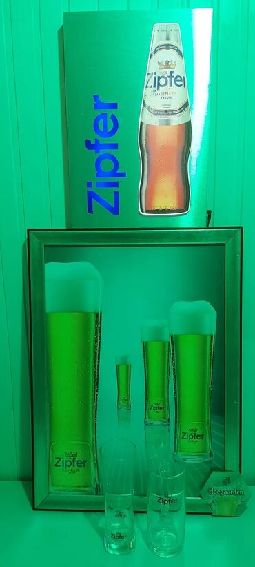 Reklam lövhələri: Taxta menyu lövha. Axan led işiqli reklam tablosu.Mùxtàlif növ reklam — 12