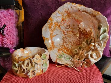 Kuhinjski setovi: Set nov rucni rad iz 80ih. pepeljara i cinija. Rucni rad. rucno — 2