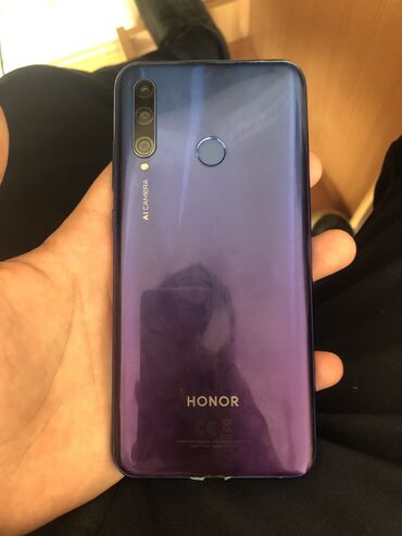 xonça qapılar: Salam honor 10 i islemyinde hecne prablem yoxdu 128 yaddas di ekran