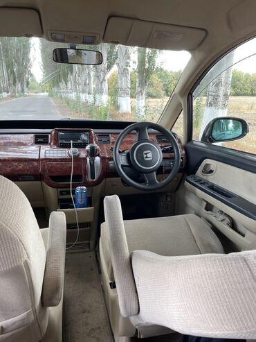 Honda: Honda Stepwgn: 2005 г., 2 л, Автомат, Бензин, Минивэн — 10