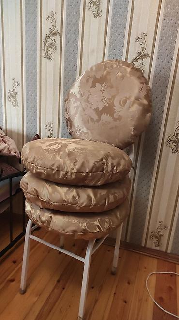 Balışlar, yastıqlar: Yuxu üçün Yeni Sadə Lələk, tük Yastıq, Ünvandan götürmə, Ödənişli çatdırılma — 3