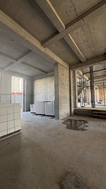 mega city: Сдаю Офис целиком: 225 м², В жилом комплексе, Без ремонта — 9