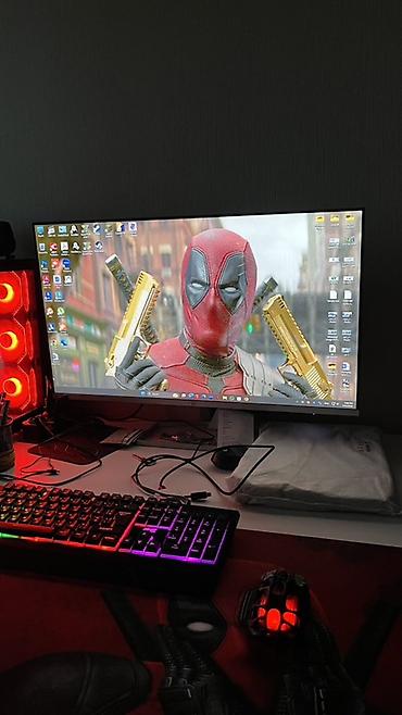 manitor alışı: HP 32inch 100 Hz ekran. 2 aydır alınıb. Karopkası ilə birlikdə içindən — 1