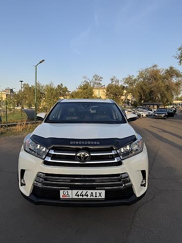 step vagon: Toyota Highlander: 2019 г., 3.5 л, Автомат, Бензин, Кроссовер — 1