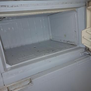 masajor satilir: Ağ rəngli, 2 qapılı soyuducu - Üst hissədə dərin dondurucu bölmə - — 2