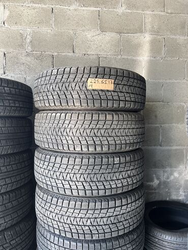 новый шины: Шины 225 / 65 / R 17, Зима, Б/у, Комплект, Легковые, Япония, Bridgestone