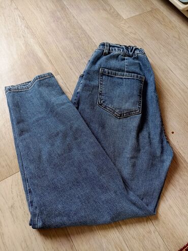 джинсы фирма bershka: Прямые, Высокая талия