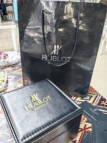 Qol saatları: Hoblot mexaniki qol saatı. Yenidir. Gələn iyula qədər zəmanəti var — 4