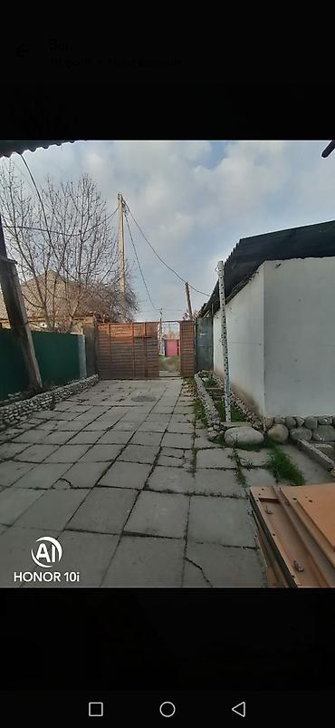 Продажа коттеджей и домов: Продаётся дом плюс участок в районе рынка Баят. Общая площадь дома 140 — 5