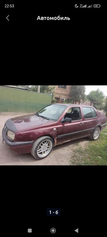 вит машина: Volkswagen Vento: 1992 г., 2 л, Механика, Бензин, Седан