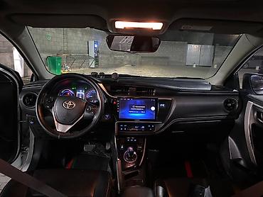 марсель: Toyota Corolla: 2017 г., 1.8 л, Автомат, Гибрид, Седан — 7