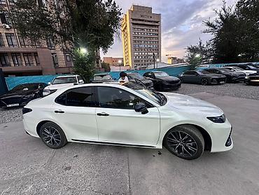 тайота камри 2 2: Toyota Camry: 2023 г., Бензин, Седан — 4
