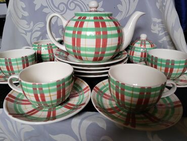 Kuhinjski setovi: Servis nov za kafe,caj,poslastice rucno oslikan 80te.Blue Elephant na lalafo.rs — 4 Kuhinjski setovi: Servis nov za kafe,caj,poslastice rucno oslikan 80te.Blue Elephant — 4