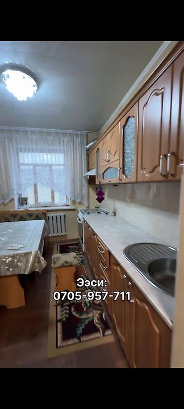 Продажа коттеджей и домов: Просторный двухэтажный дом с отдельным входом и крытым крыльцом — 9