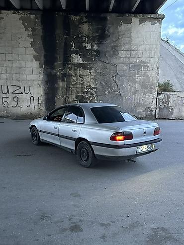 opel omega: Opel Omega: 2 l | 1996 il 329000 km Sedan — 4