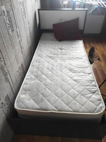 Uzunmüddətli kirayə mənzillər: 20 yanvar metrosu yaxınlığı 5 mərtəbəli binanın 4-cü mərtəbəsi ümumi — 8