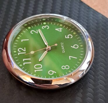 Auto oprema: Sat za automobil - zeleni Izuzetno lep dodatak za Vaš automobil na lalafo.rs — 3 Auto oprema: Sat za automobil - zeleni Izuzetno lep dodatak za Vaš automobil — 3