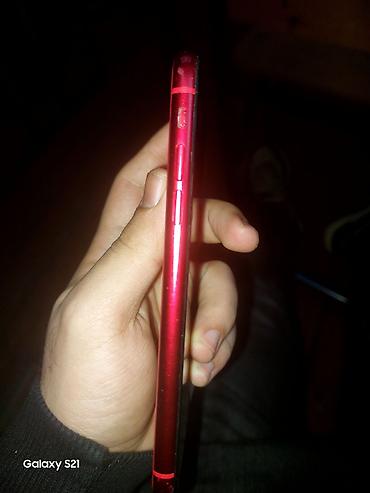 Apple iPhone: IPhone 11, Qırmızı, Face ID — 3