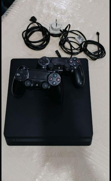 playstation 2 oyunlari: Ps4 Tecili satilir 380 azn Unvan:Hovsan (9579)*Deniz