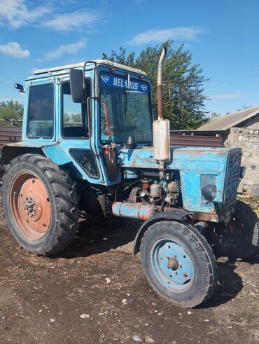 Ticarət tərəziləri: Belarus MTZ seriyalı təkərli traktor Xüsusiyyətlər: - Kabinli