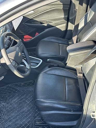 Chevrolet: Chevrolet Onix: 2020 г., Автомат, Бензин, Седан — 10