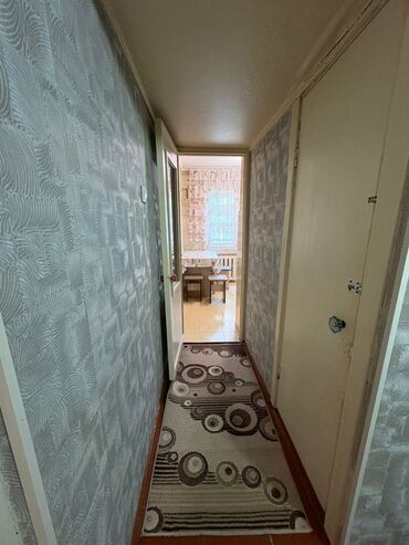 снять квартиру в районе автовокзала: 1 бөлмө, 30 кв. м, 104-серия, 2 кабат, Косметикалык ремонт