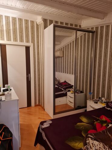 Uzunmüddətli kirayə mənzillər: Срочно сдам 3 комнатную квартиру на Ахмедли не далеко от метро цена — 5