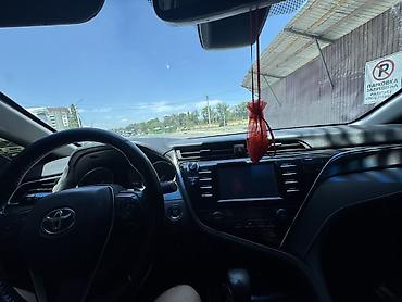 дистронник: Toyota Camry: 2018 г., 2.5 л, Автомат, Бензин, Седан — 3
