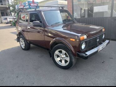 купить резину на ниву: ВАЗ (ЛАДА) 4x4 Нива: 2010 г., 1.7 л, Механика, Бензин, Внедорожник