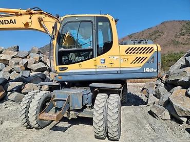 Услуги экскаватора: Экскаватор | Выкорчевывание пней, Траншеи, Котлованы — 2