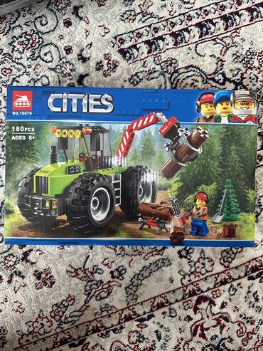 Игрушки: Лего-трактор
