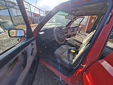 323 mazda: Volkswagen Golf: 1991 г., 1.8 л, Механика, Бензин, Хэтчбэк — 5