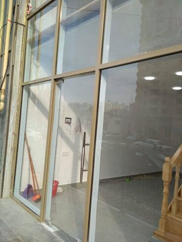 Digər kommersiya daşınmaz əmlakı: 28 may metrosuna yaxın 2 mərtəbəli,sahəsi 75 kv/m olan, 3 otağlı — 1