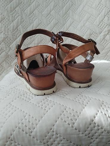 puma disk patike prodaja: Zenske sandale, vrlo lep model sve koza spolja i unutra. Broj je38 — 4