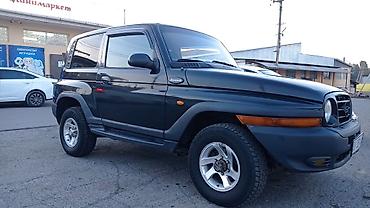 Ssangyong: Ssangyong Korando: 2003 г., 2.3 л, Механика, Дизель, Внедорожник — 2
