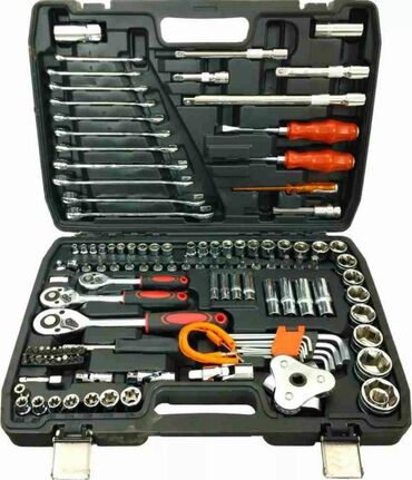 набор ключей: Tam universal alət dəsti – daşıma çamadanında Məzmun: - 1/2", 3/8" və