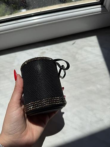 Audio: Amerikadan almisham Ela ishleyir Parlaq bəzəkli portativ Bluetooth — 5