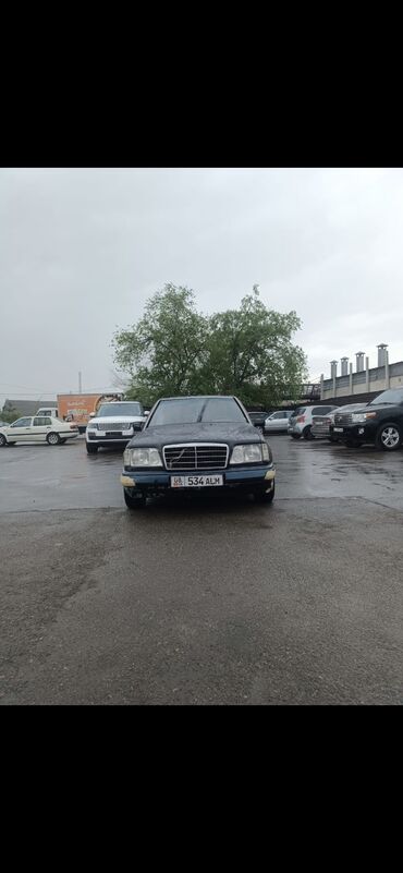 lexus is 200: Mercedes-Benz 200: 1994 г., 2 л, Механика, Газ, Седан