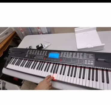 Pianolar: Piano, Rəqəmsal, Yeni, Pulsuz çatdırılma — 25