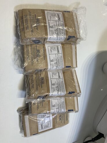 Маникюр, педикюр: Продам крафт пакеты 5 упаковок . Из одной упаковки использовала 3-4